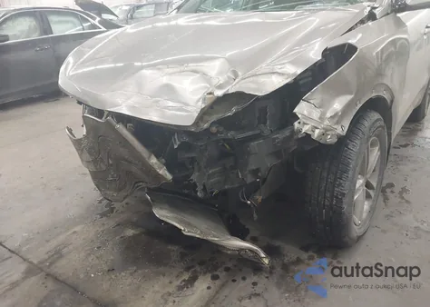 2018 Hyundai Santa Fe Sport 2.4L z USA, uszkodzony, nr VIN 5NMZUDLBXJH062393